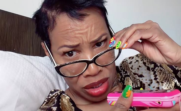 5 Signs You’re Lowkey an Attention Seeker