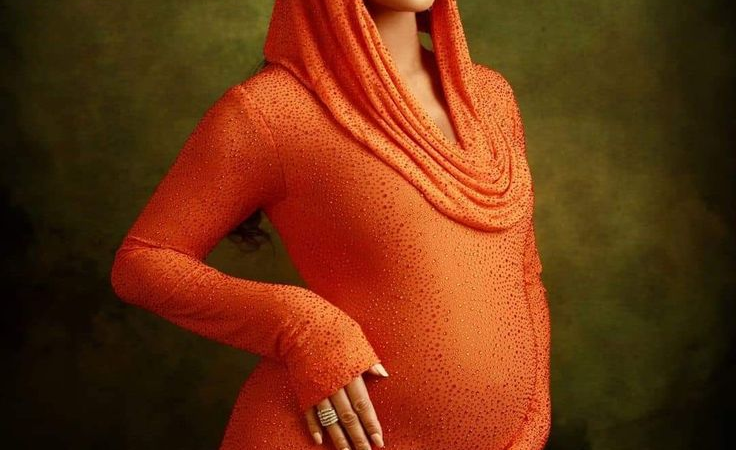How Maternity Shoots Became a Whole Event of Its Own
